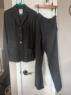 Grey Single-Breasted 100% Worsted Wool Women’s Suit